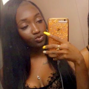 Meet your Posher, Shamari